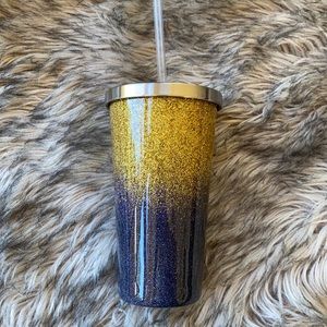 Epoxy tumbler